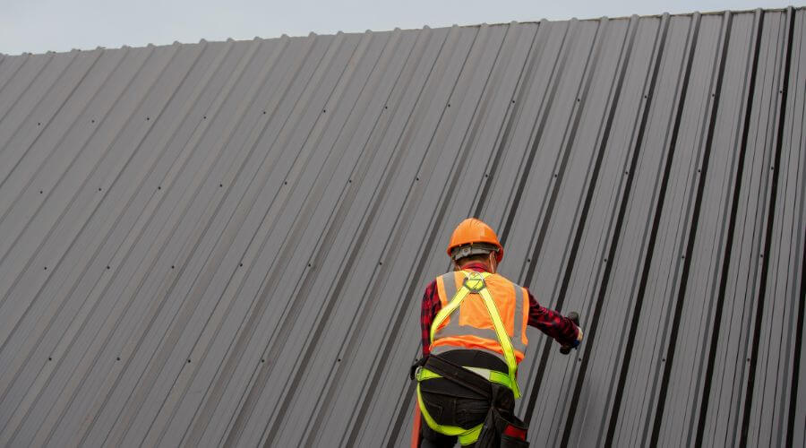 Professional residential roofers in Cannelburg, IN